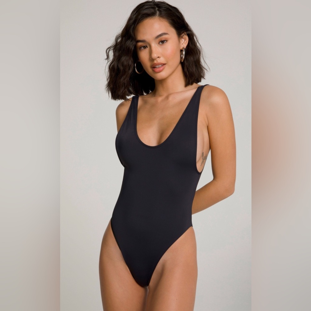Good American Black layout one-piece swimsuit
